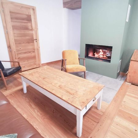 Les Repaires Hotel Nans-sous-Sainte-Anne Bagian luar foto