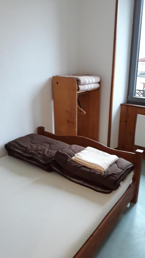 Les Repaires Hotel Nans-sous-Sainte-Anne Bagian luar foto