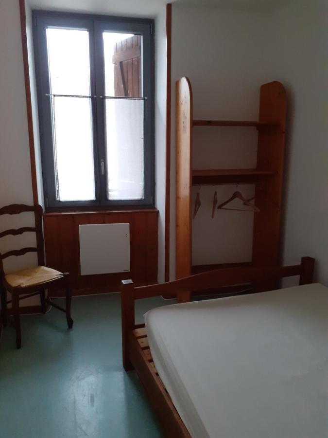 Les Repaires Hotel Nans-sous-Sainte-Anne Bagian luar foto